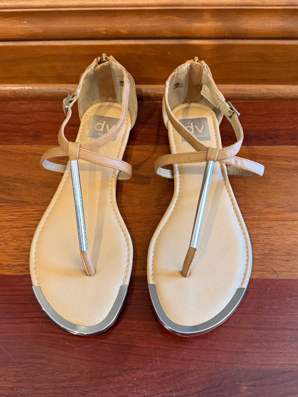 DV by Dolce Vita Labelle Sandals, Nude tan with metal detail, Size 8